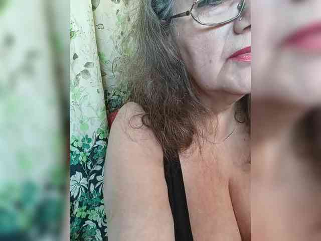 EmpressLady webcam