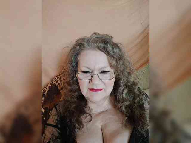 EmpressLady webcam