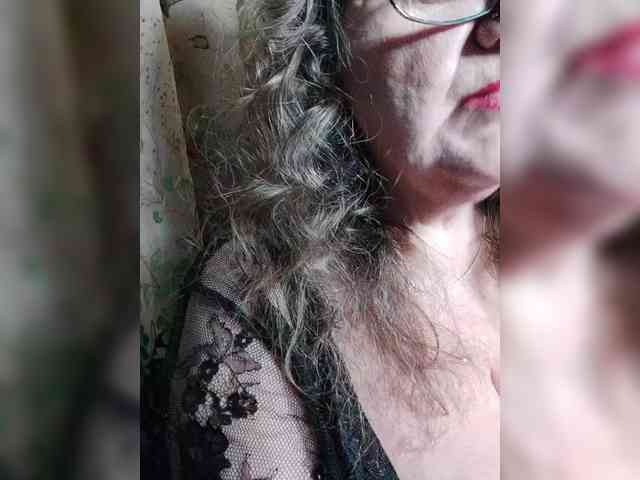 EmpressLady webcam