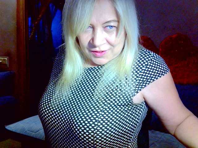 Savan35na's BongaCams show and profile