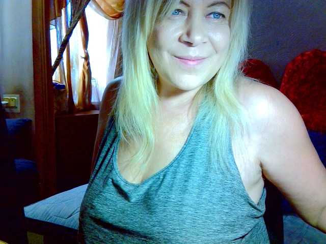 Savan35na's BongaCams show and profile