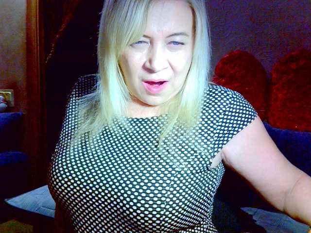 Savan35na's BongaCams show and profile