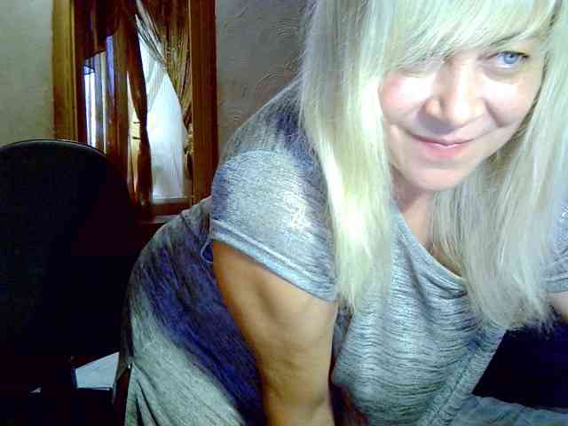 Savan35na Live Webcam on BongaCams