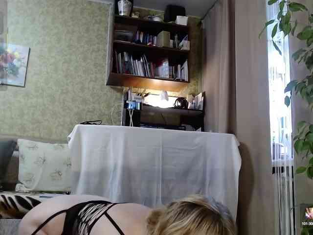 hornyFrancine webcam
