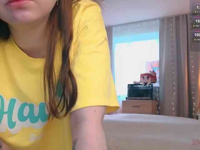 EliseJay webcam