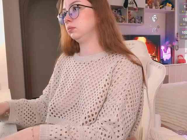 EliseJay webcam