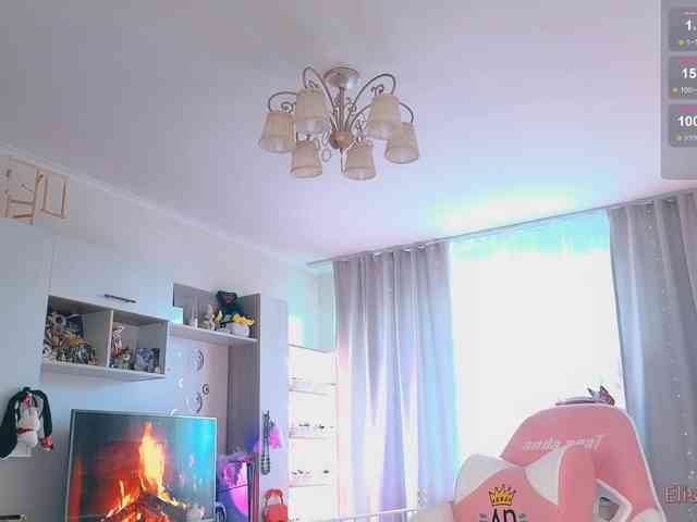EliseJay webcam