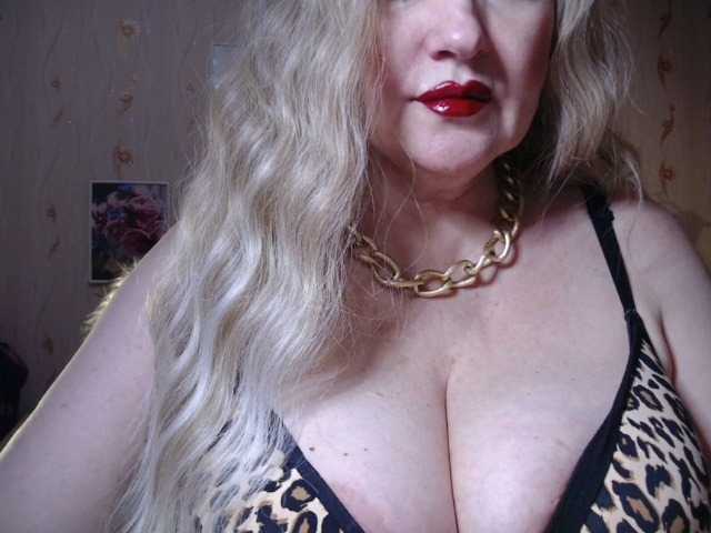 Zipper1970's BongaCams show and profile