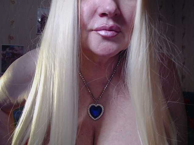 Zipper1970's BongaCams show and profile