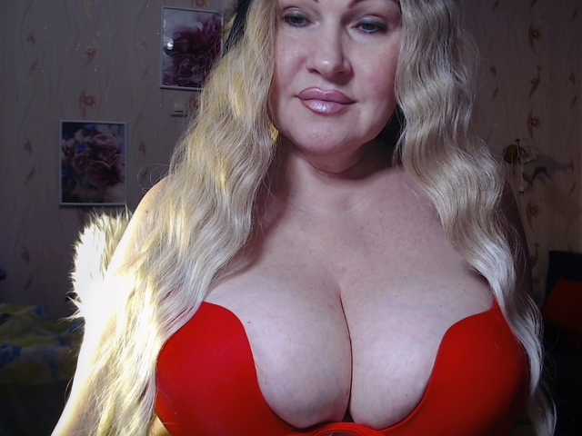 Zipper1970 from BongaCams