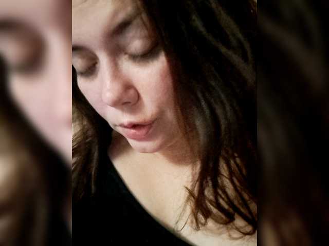 Naturally_Mom webcam