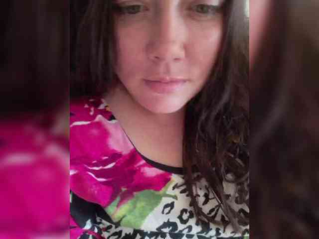 Naturally_Mom webcam