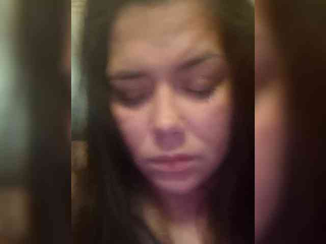 Naturally_Mom webcam