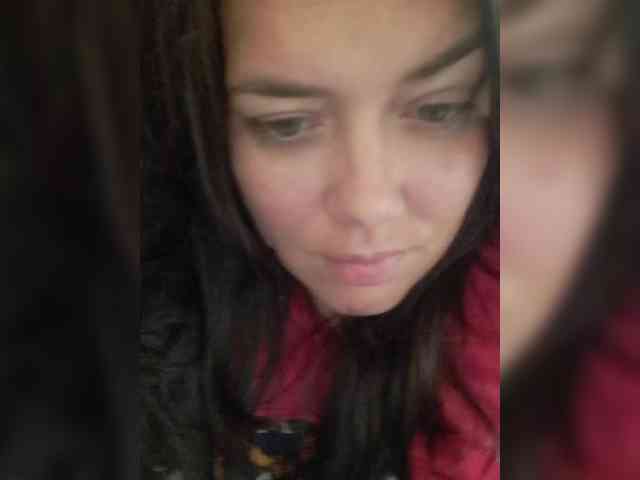 Naturally_Mom webcam