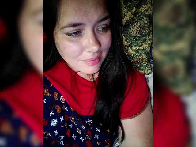 Naturally_Mom webcam
