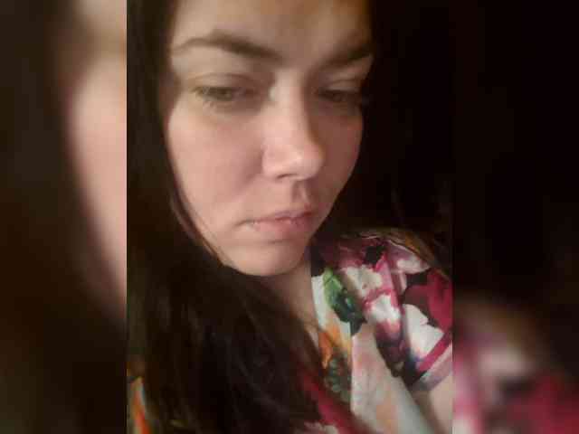 Naturally_Mom webcam