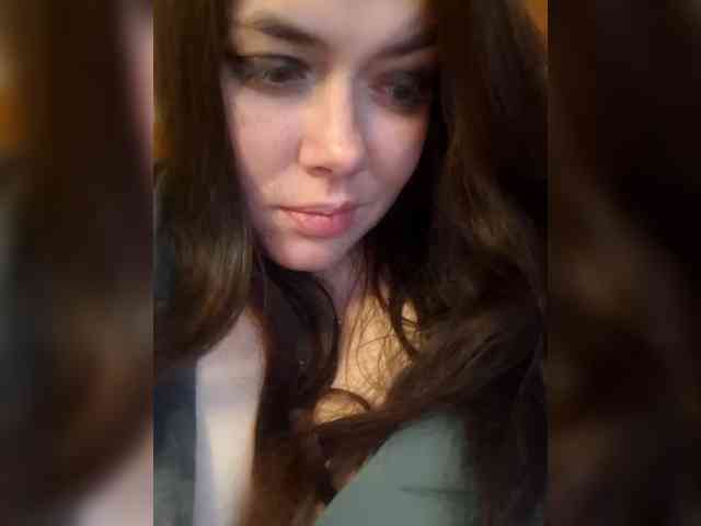 Naturally_Mom webcam