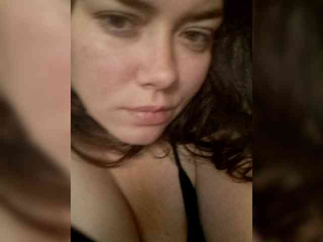 Naturally_Mom webcam