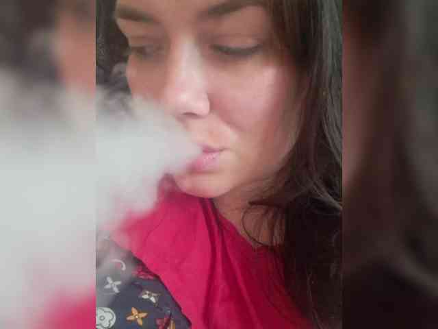 Naturally_Mom webcam