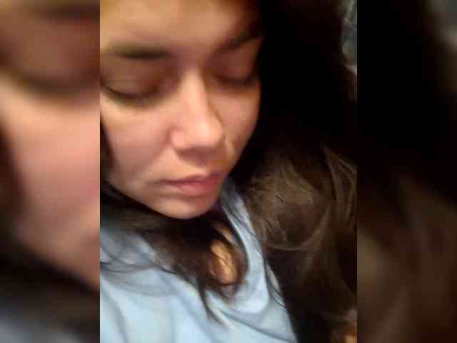 Naturally_Mom webcam