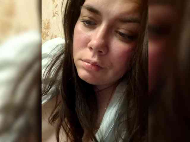 Naturally_Mom webcam