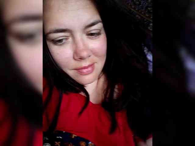 Naturally_Mom webcam