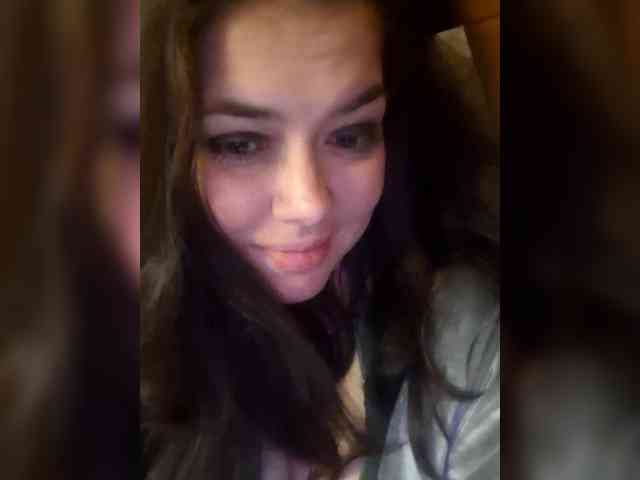 Naturally_Mom webcam