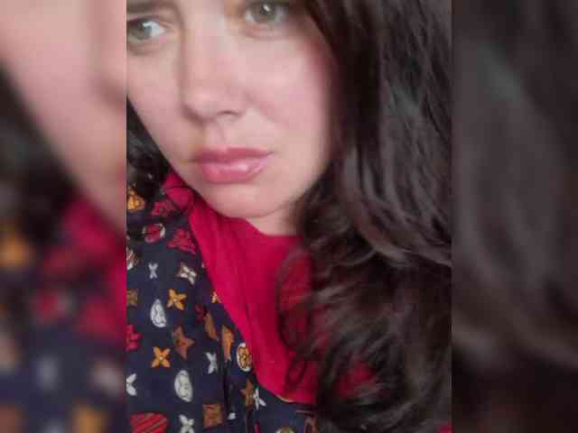 Naturally_Mom webcam