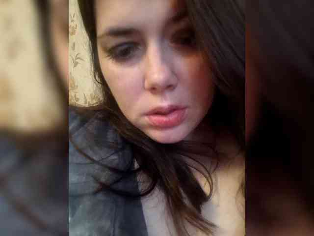 Naturally_Mom webcam