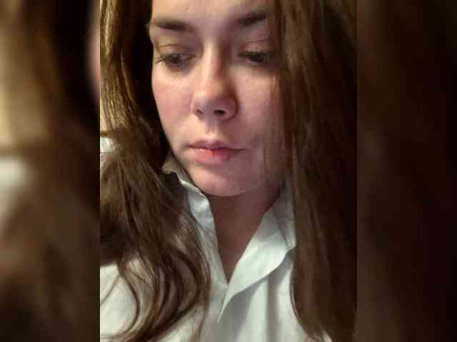 Naturally_Mom webcam