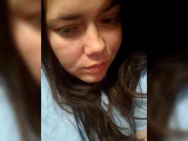 Naturally_Mom webcam