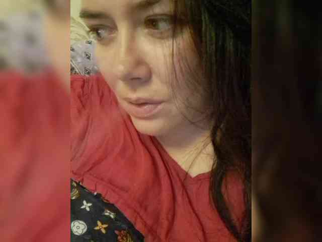 Naturally_Mom webcam