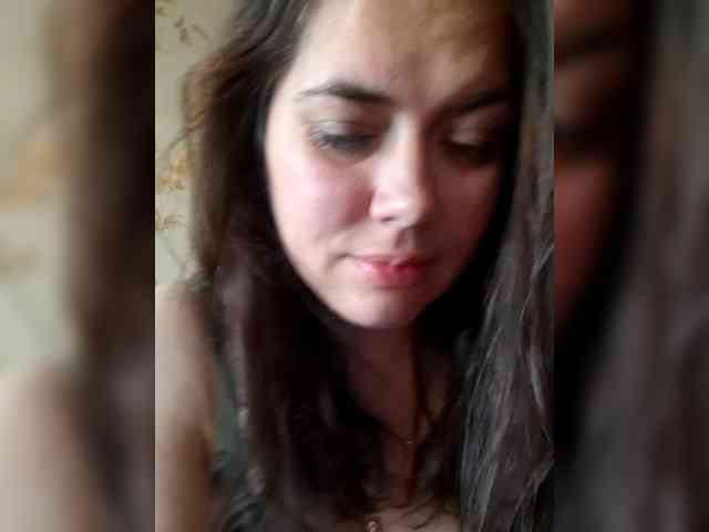 Naturally_Mom webcam