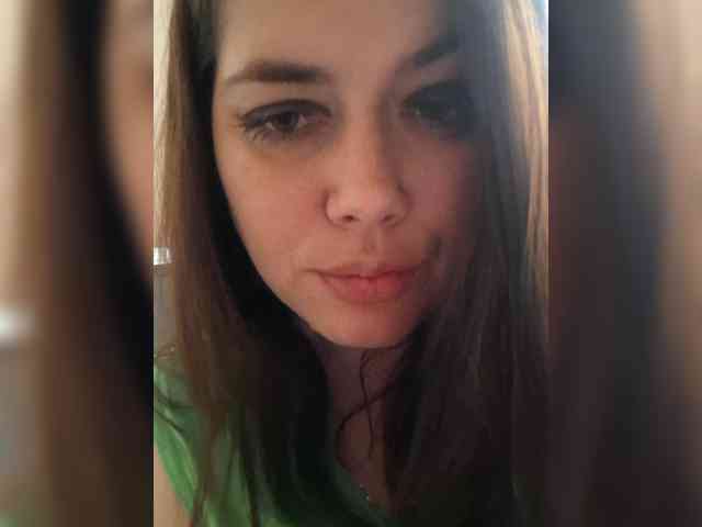 Naturally_Mom webcam