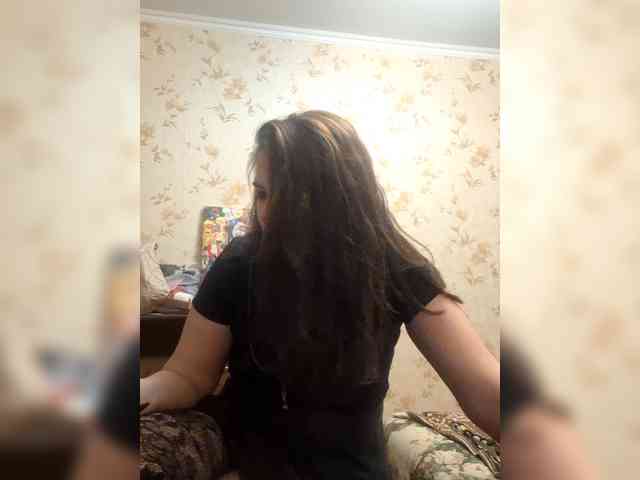 Naturally_Mom webcam