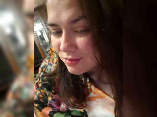 Naturally_Mom webcam