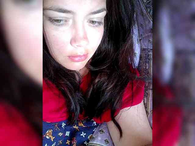 Naturally_Mom webcam
