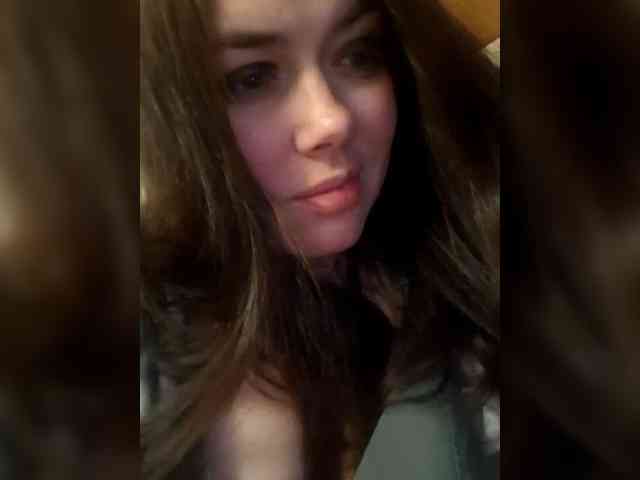 Naturally_Mom webcam