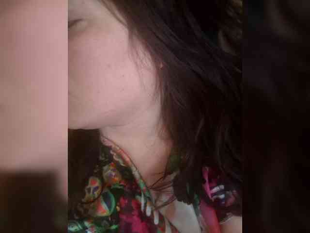 Naturally_Mom webcam