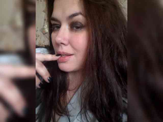 Naturally_Mom webcam