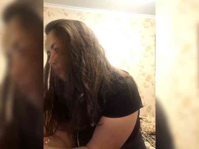 Naturally_Mom webcam