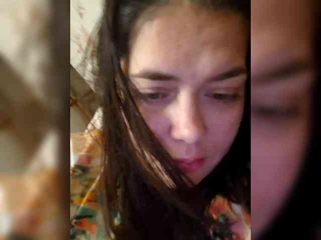 Naturally_Mom webcam