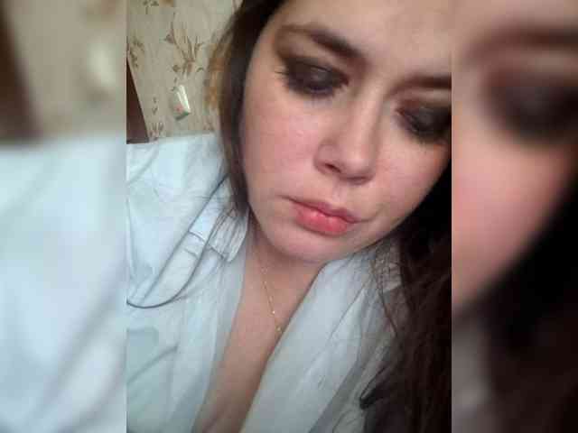 Naturally_Mom webcam