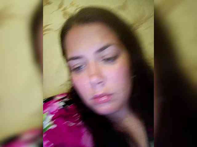 Naturally_Mom webcam
