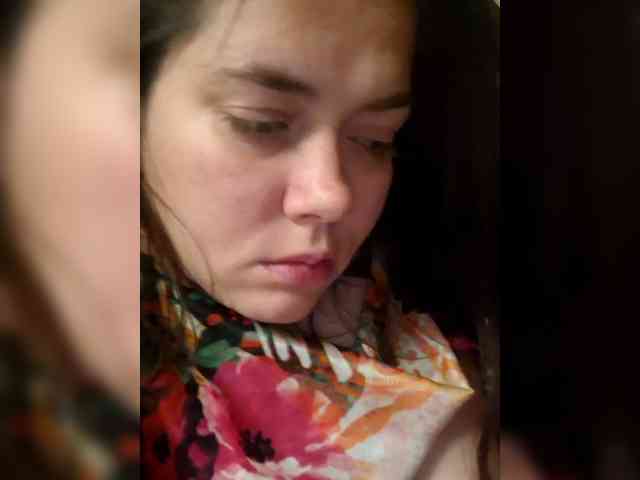 Naturally_Mom webcam