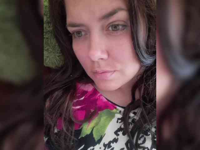 Naturally_Mom webcam