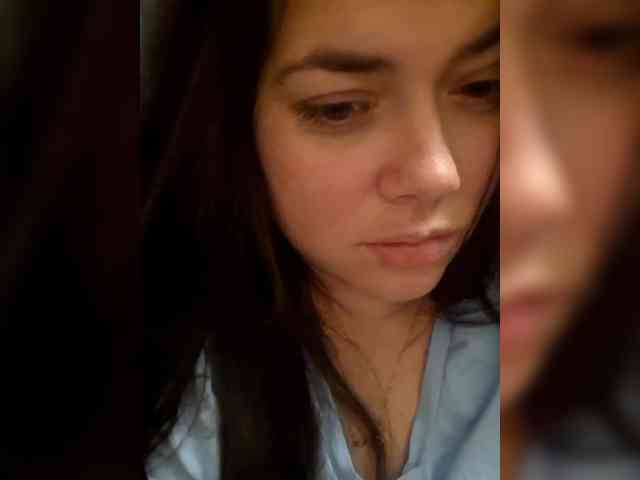 Naturally_Mom webcam