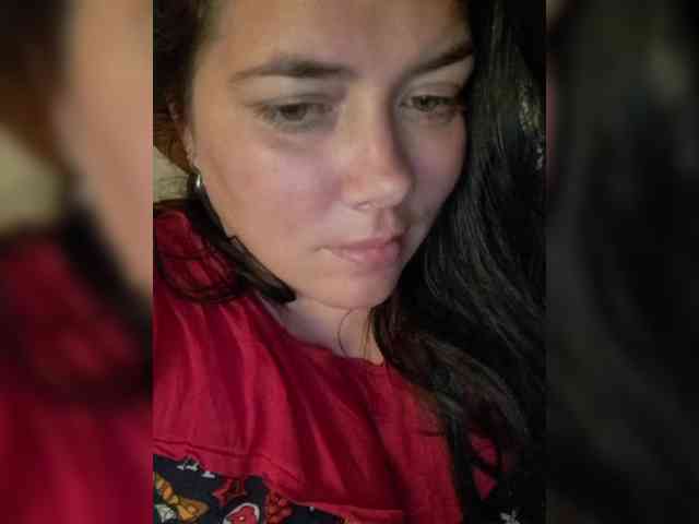 Naturally_Mom webcam