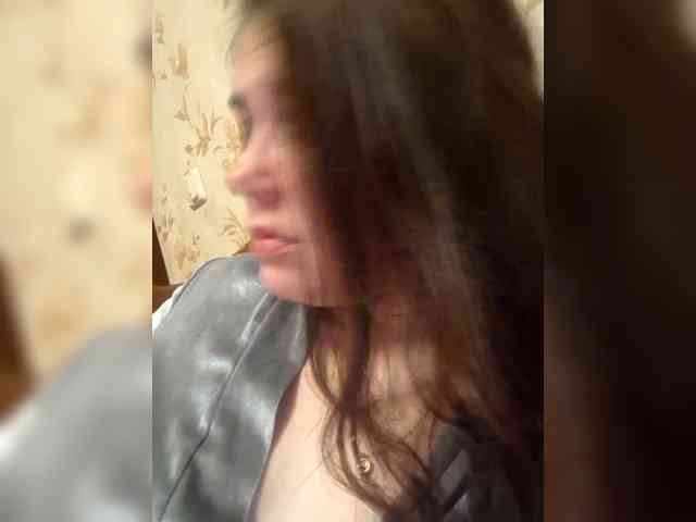 Naturally_Mom webcam