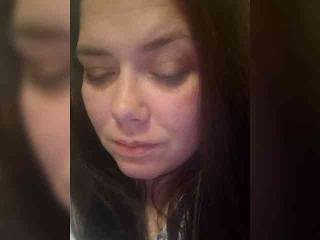 Naturally_Mom webcam